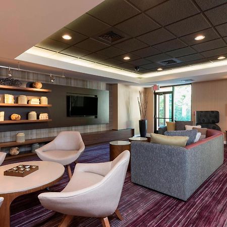 Courtyard By Marriott Traverse City Bagian luar foto